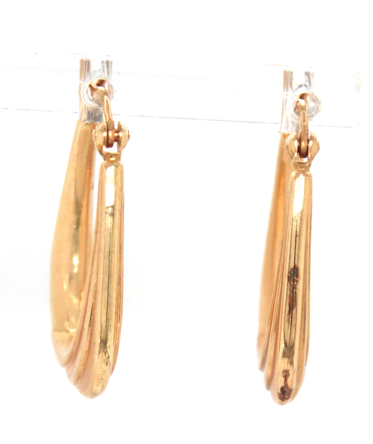 14kt Yellow gold earrings