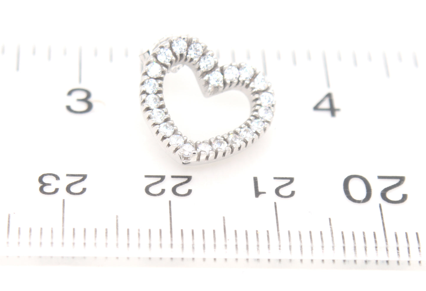 14kt White gold heart shaped CZ earrings