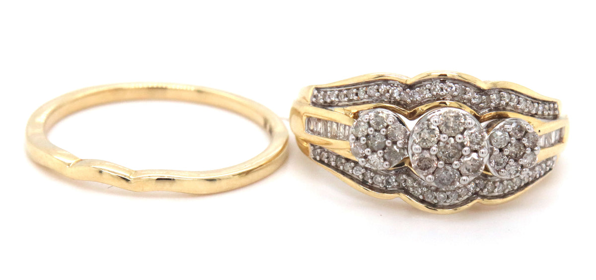 10kt Yellow gold diamond wedding set