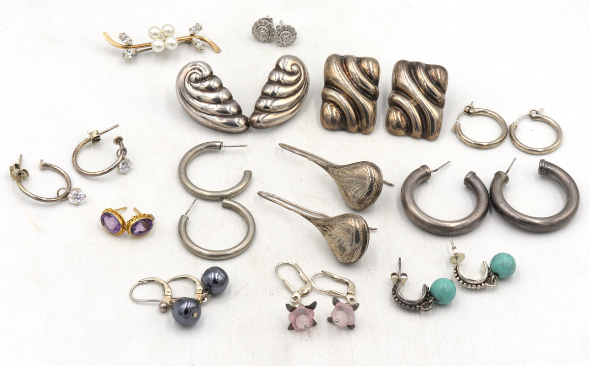Group lot of Vintage 925 sterling silver earrings
