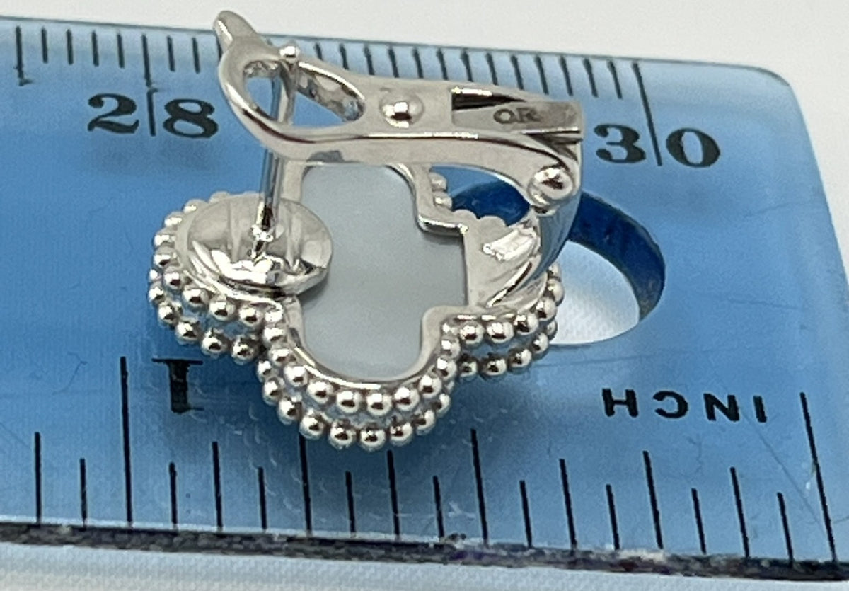 18KT White Gold White Mother Of Pearl Clover Earrings