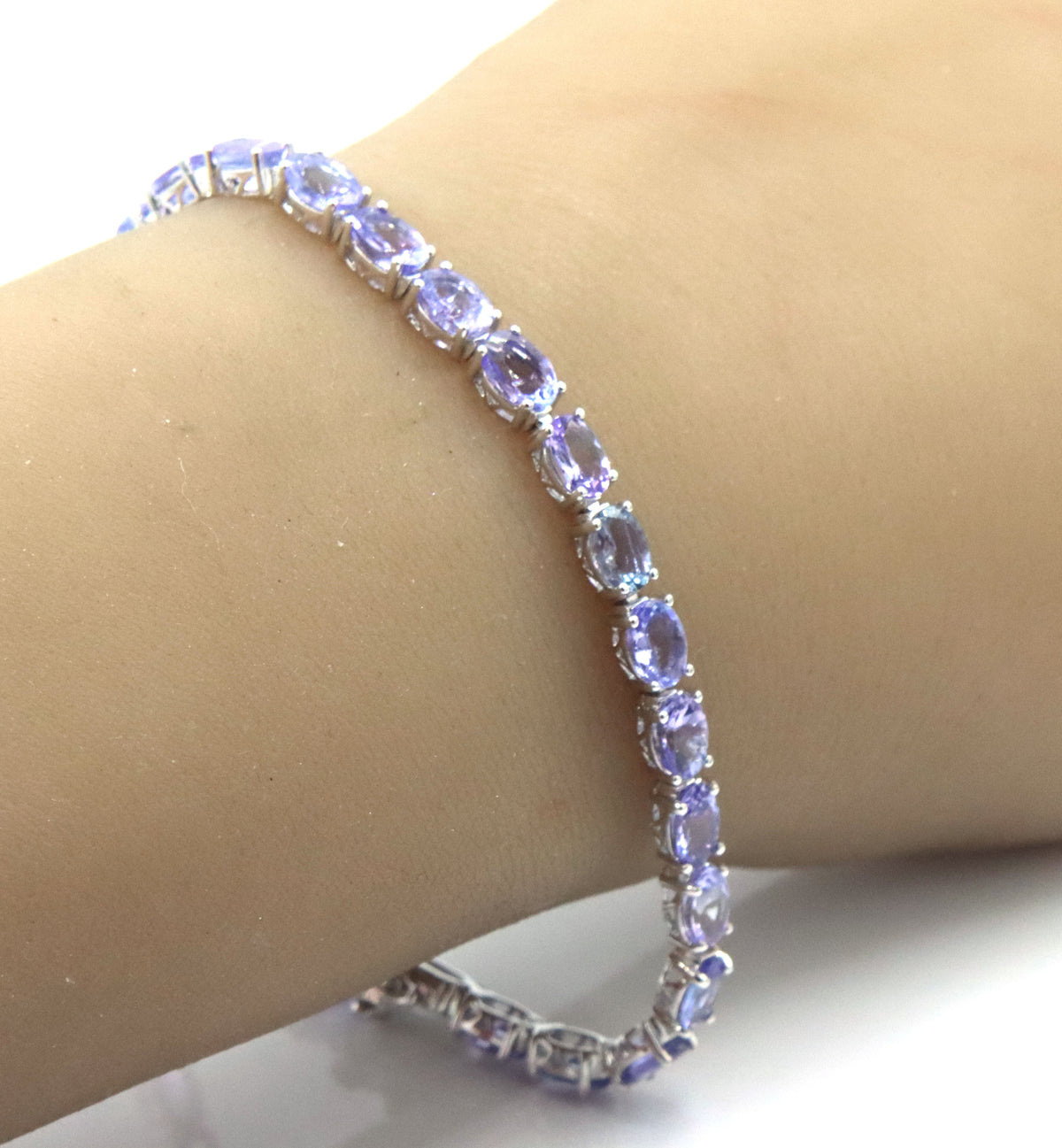 925 sterling silver oval cut tanzanite tennis bracelet