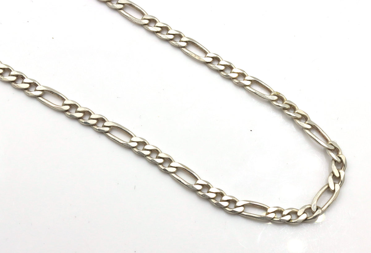 Italian Vintage 925 sterling silver Figaro chain necklace