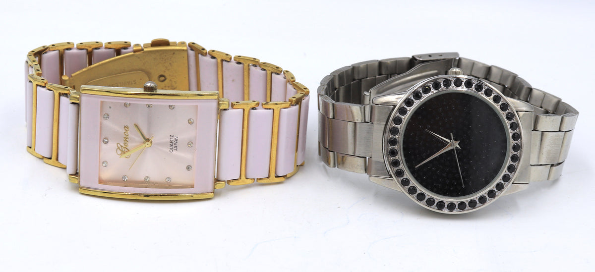 Big group lot of ladies watches