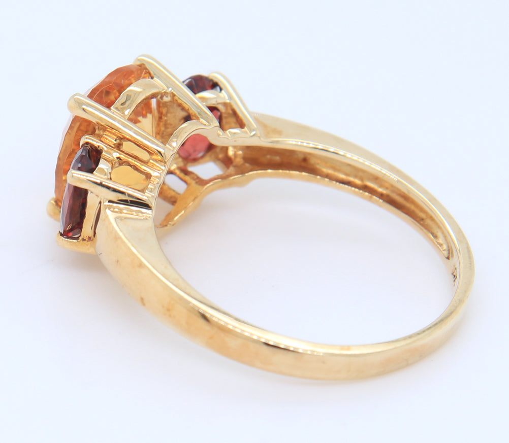 10KT Yellow Gold Citrine And Garnet Ring