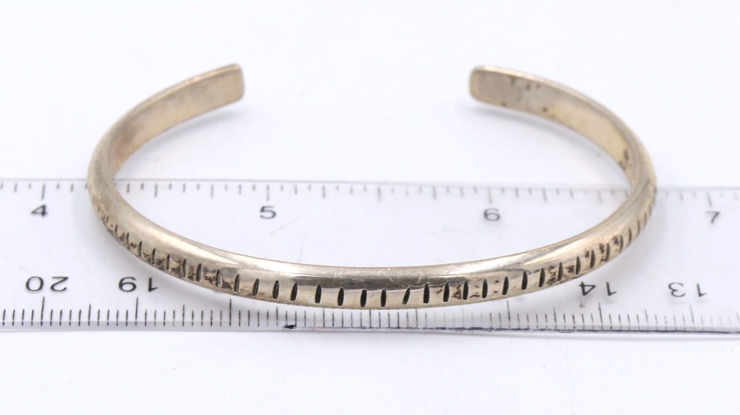 Vintage 925 sterling silver cuff bangle