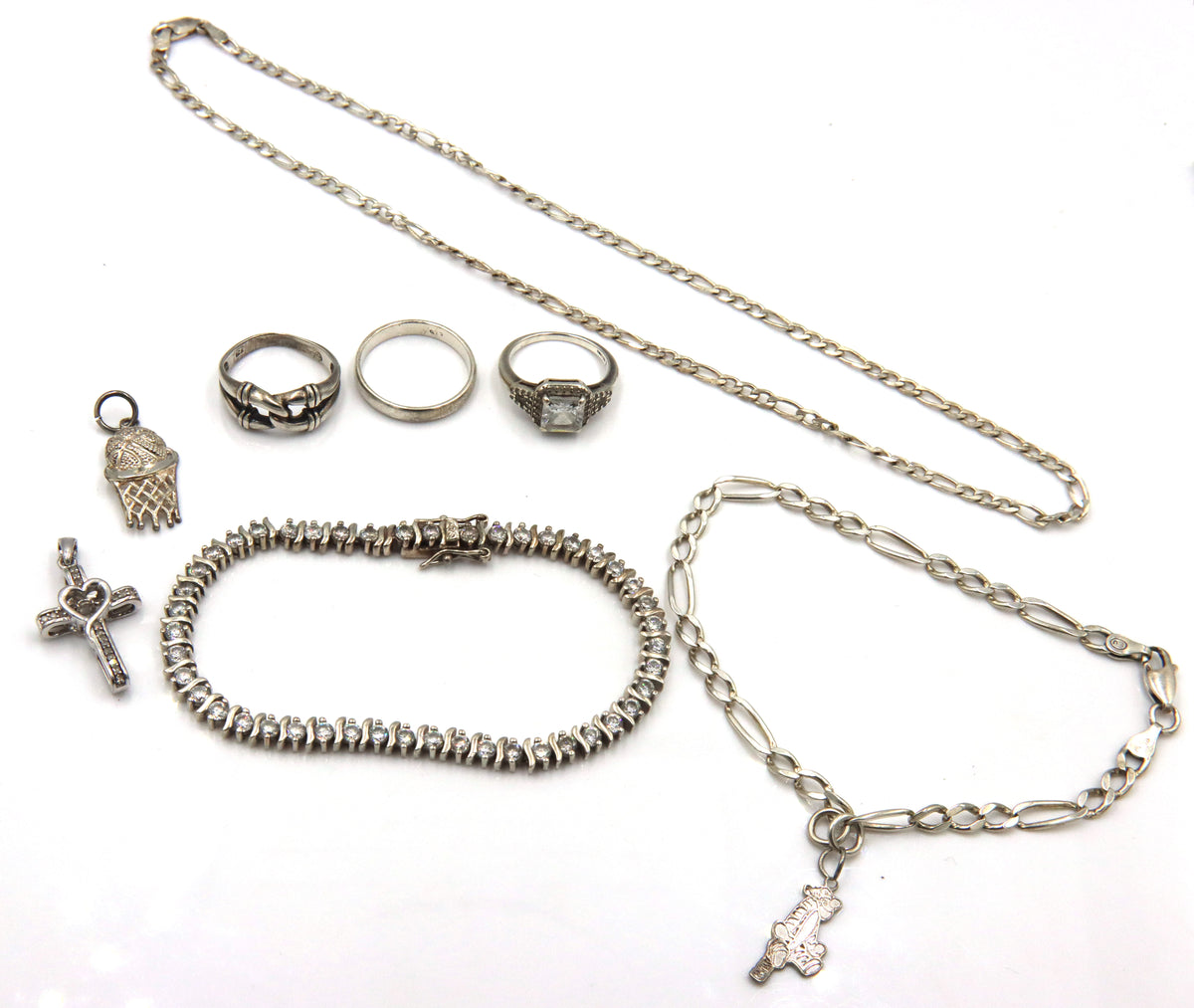 Group lot of Vintage 925 sterling silver mixed jewelry