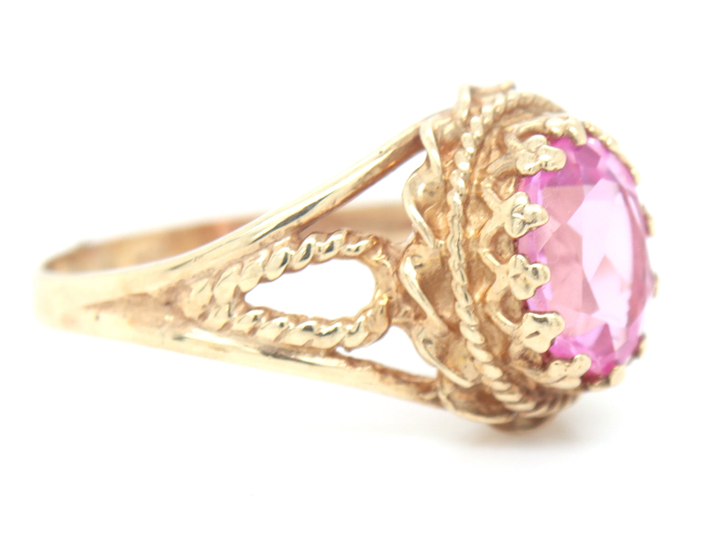10kt Yellow gold pink topaz ring