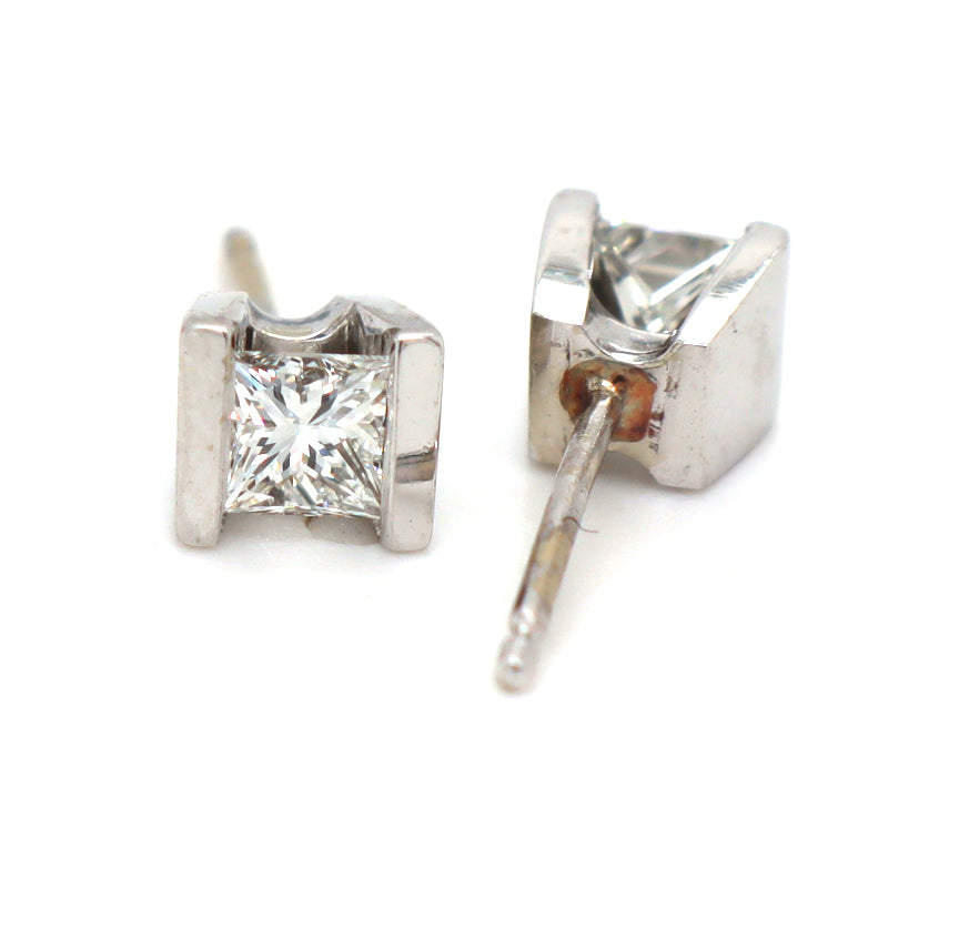 14kt White gold 0.40ctw princess cut diamond stud earrings