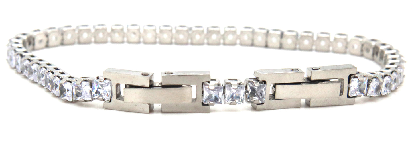 Stainless steel princess cut glass link bracelet