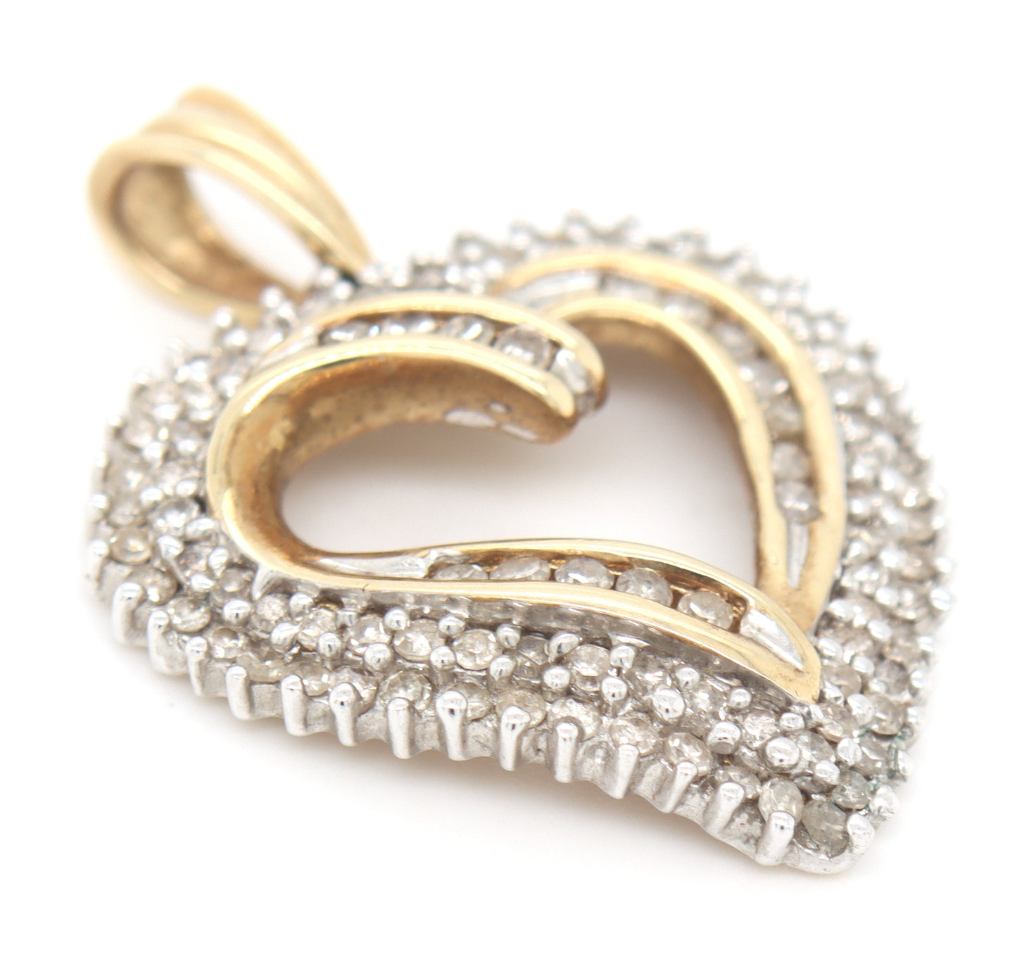 10kt Yellow gold heart shaped diamond pendant
