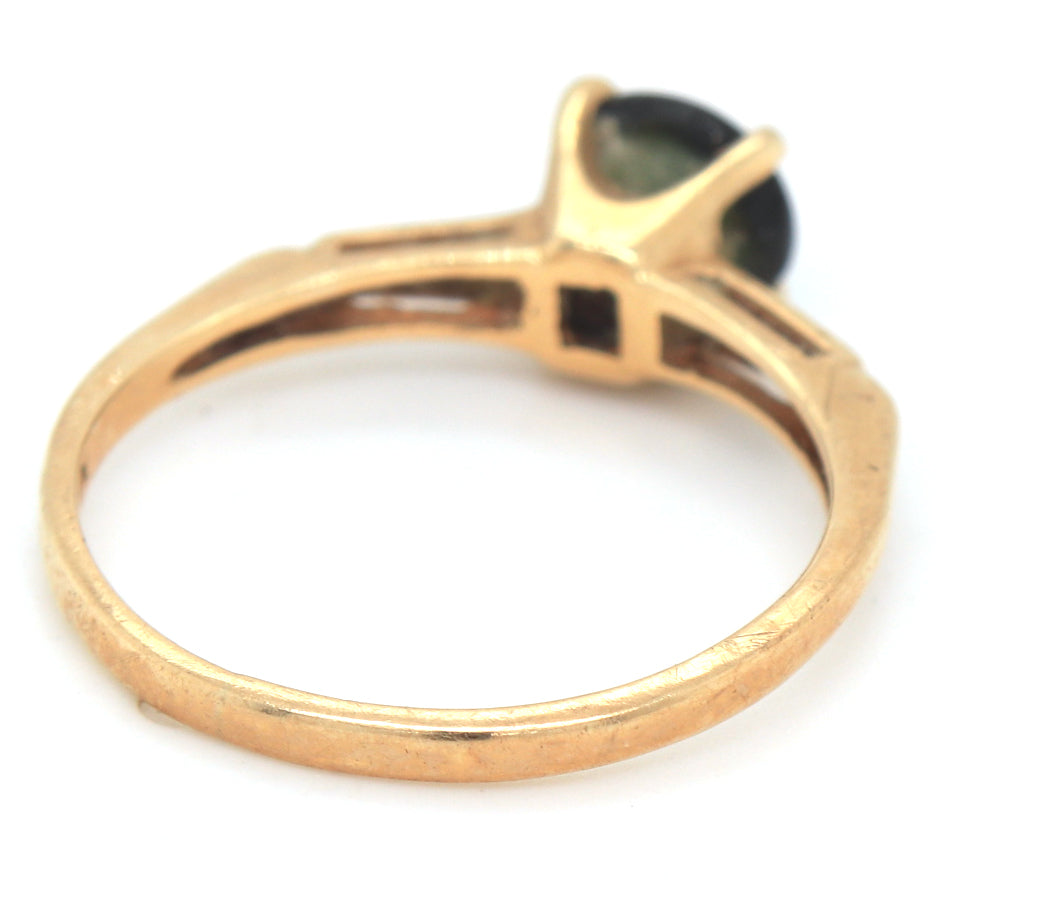 14kt Yellow gold gemstone solitaire ring