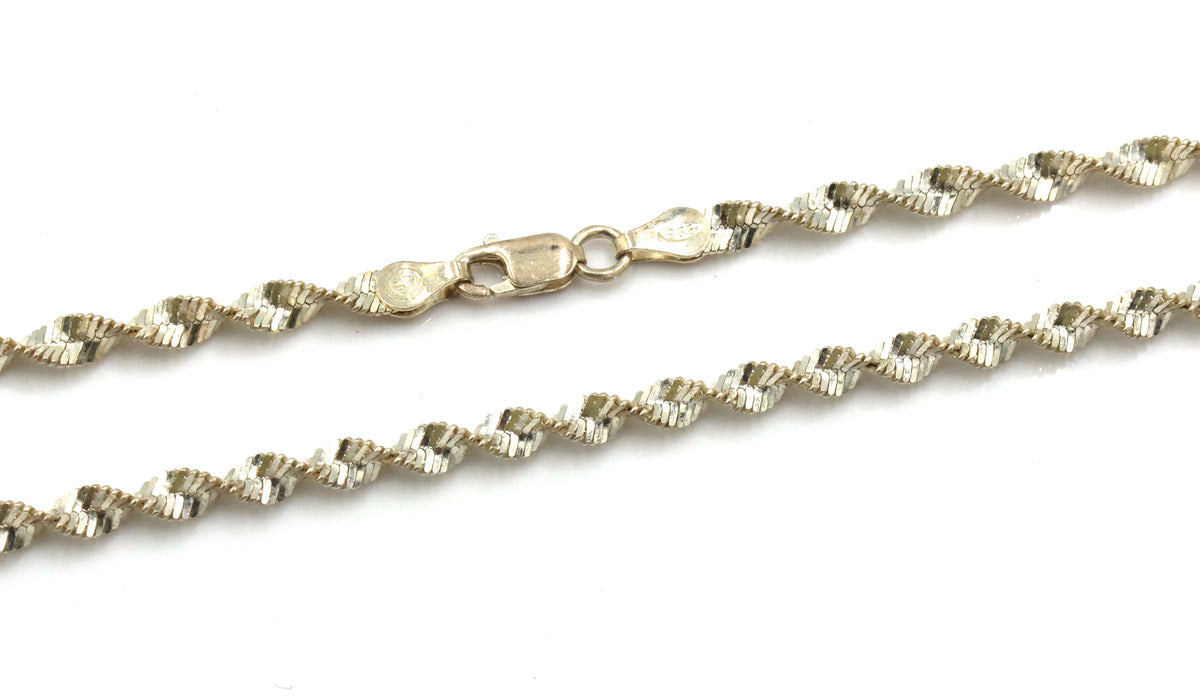 Lot of 2 Vintage 925 sterling silver necklaces