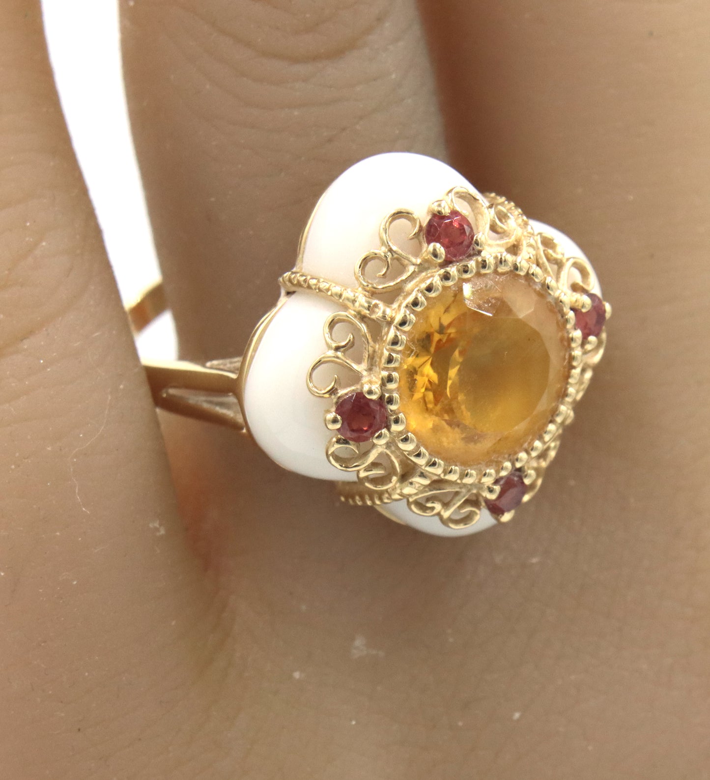 14kt Yellow gold Citrine and white agate cocktail ring