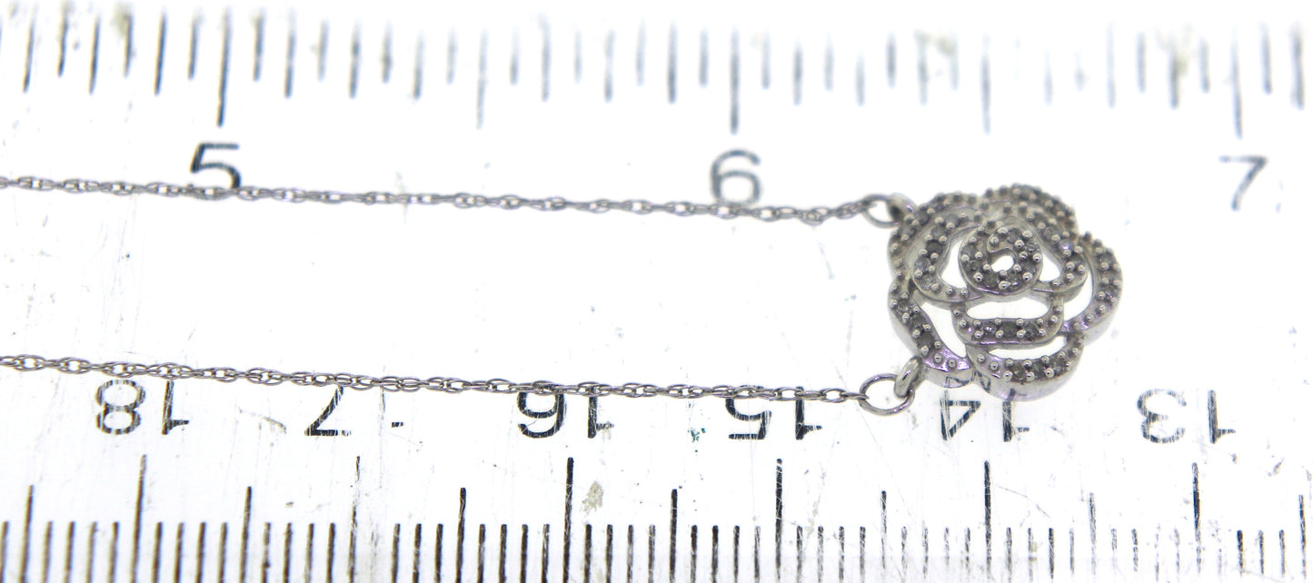 925 Sterling Silver Cubic Zirconia Flower Style Pendant on Chain