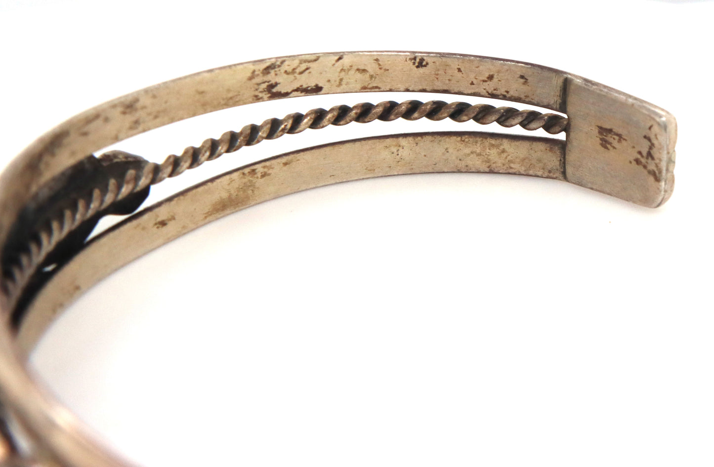 925 Stereling Silver Navajo Style Natural Turquoise Nugget Cuff Bracelet