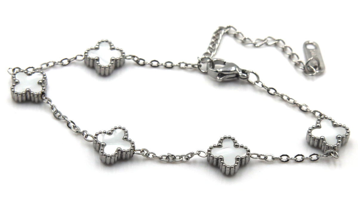 White stone clover bracelet in stainless steel
