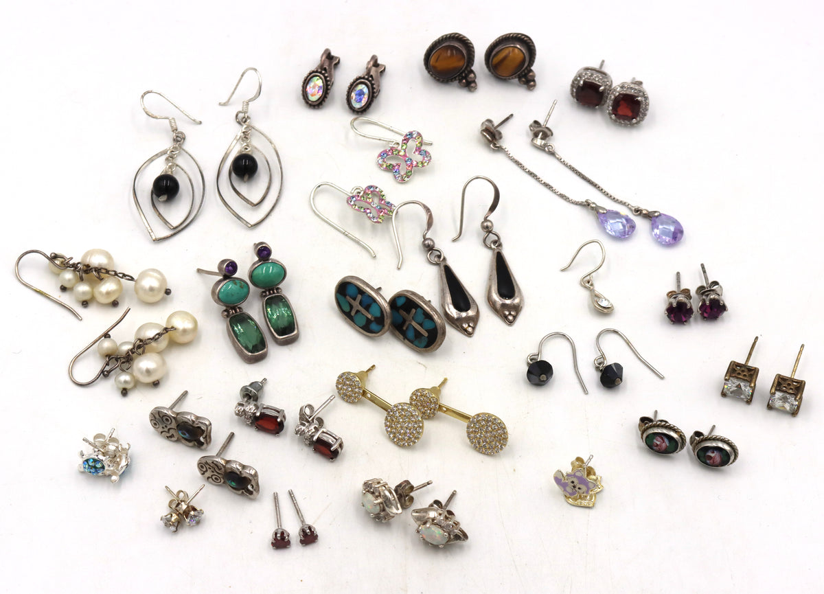 Group lot of Vintage 925 sterling silver earrings
