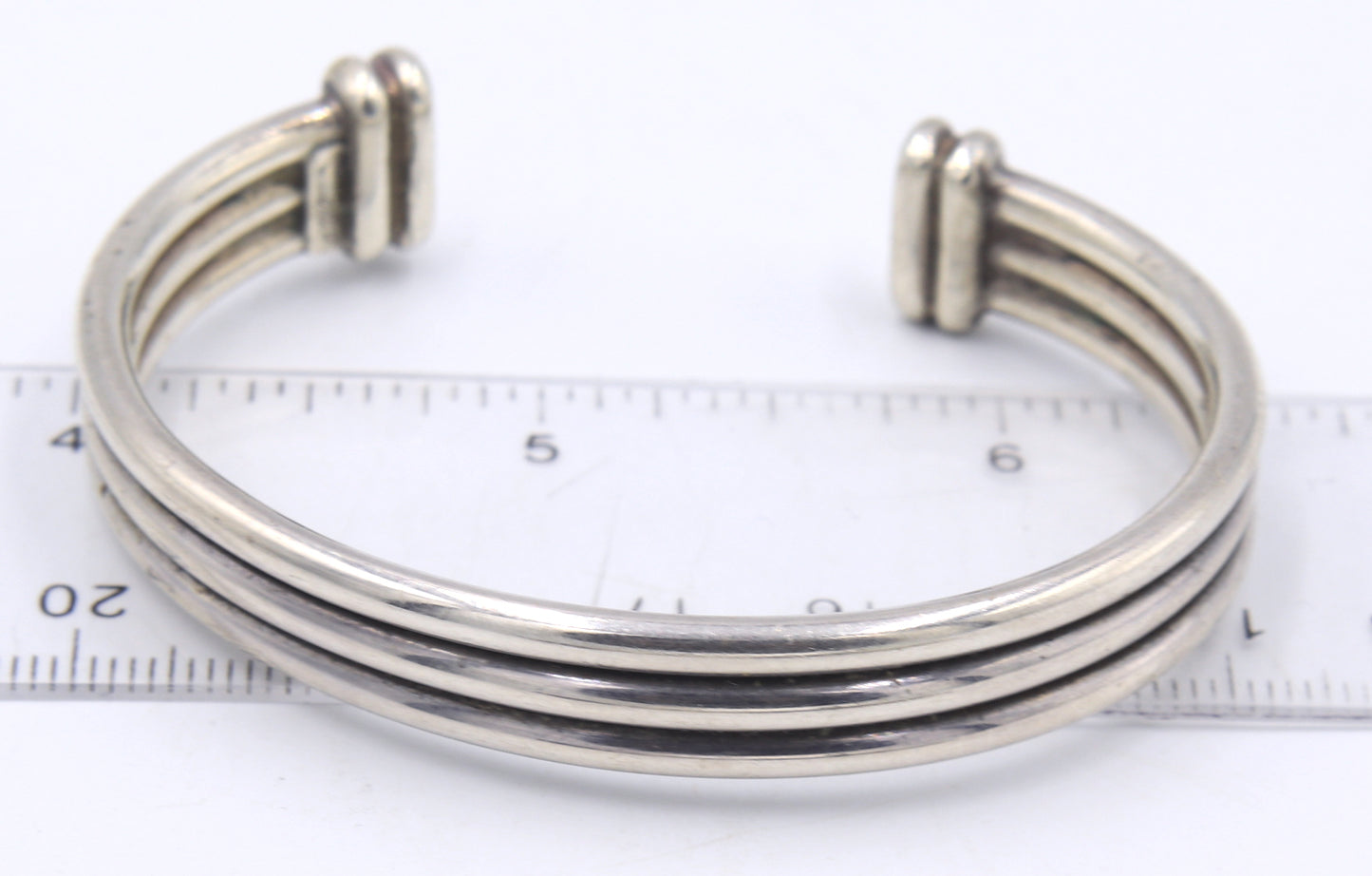 Group lot of vintage 925 sterling silver bangles