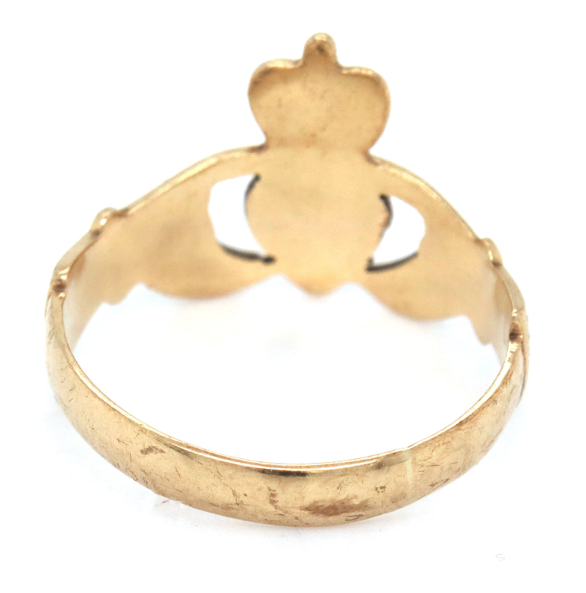 9kt Yellow gold crown two hands and a heart ring