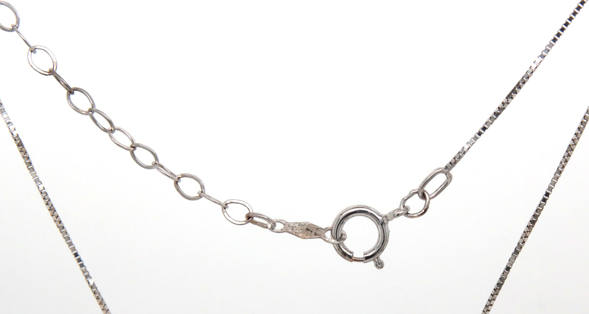10kt White gold 0.15ctw diamond pendant on chain