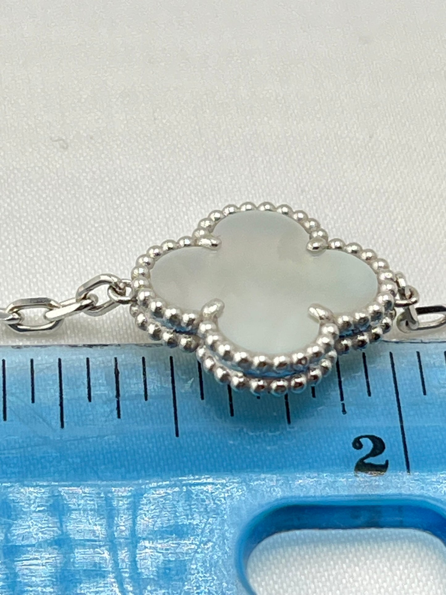 18KT White Gold Handcrafted Five Clover White Mother Of Pearl Bracelet