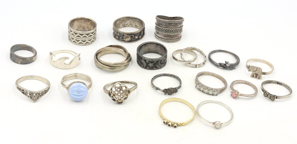 Group lot of Vintage 925 sterling silver rings