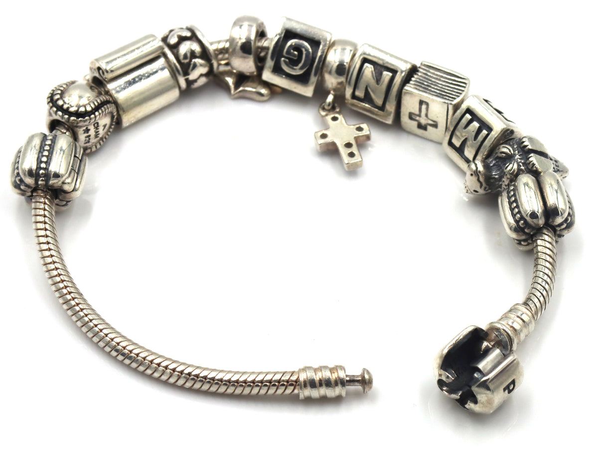 Pandora bracelet with charms in 925 sterling silver
