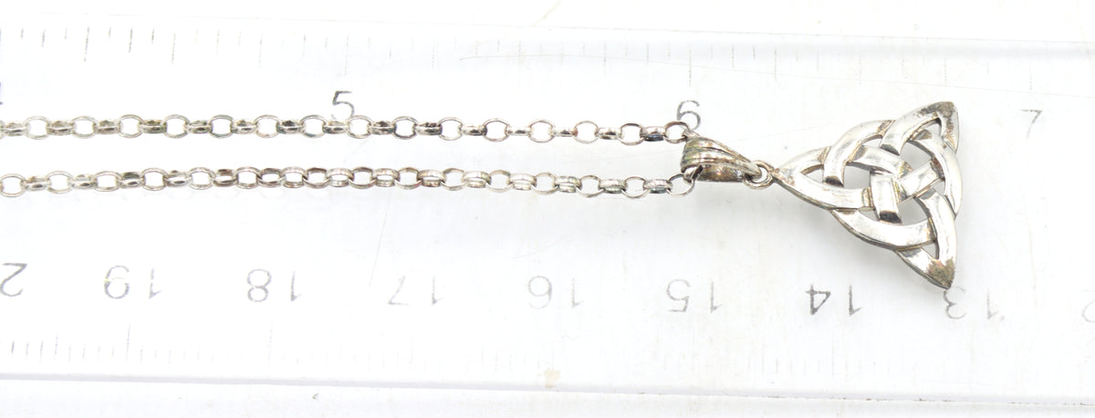 Group lot of 6 Vintage 925 sterling silver necklaces