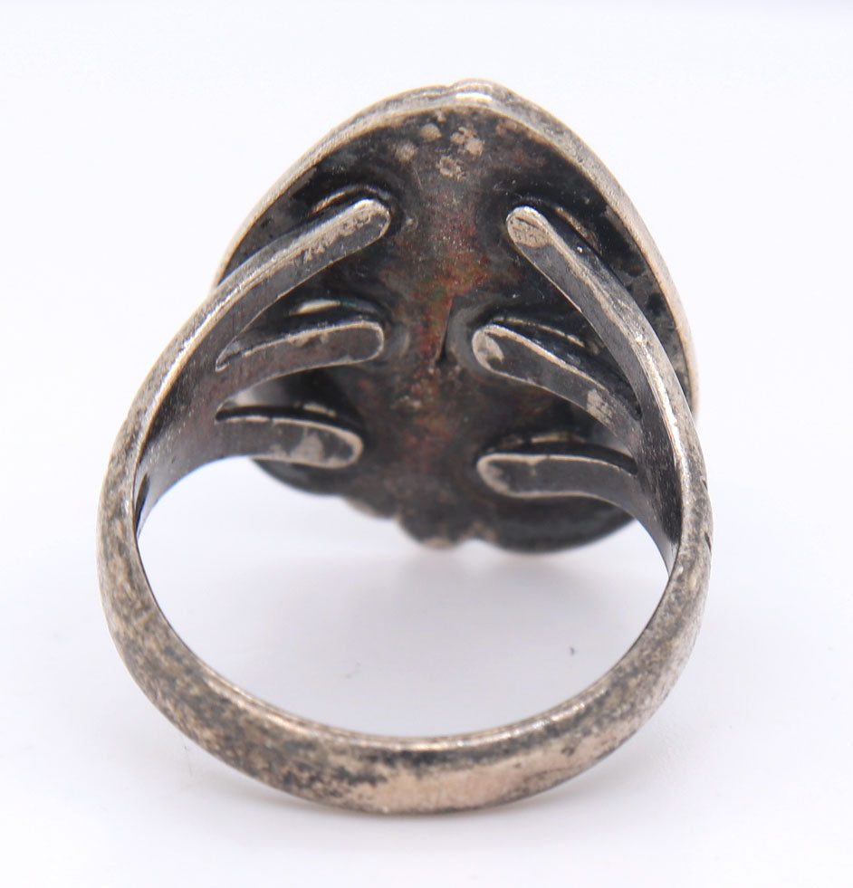 Vintage 925 Sterling Silver Oval Shaped Turquoise Ring