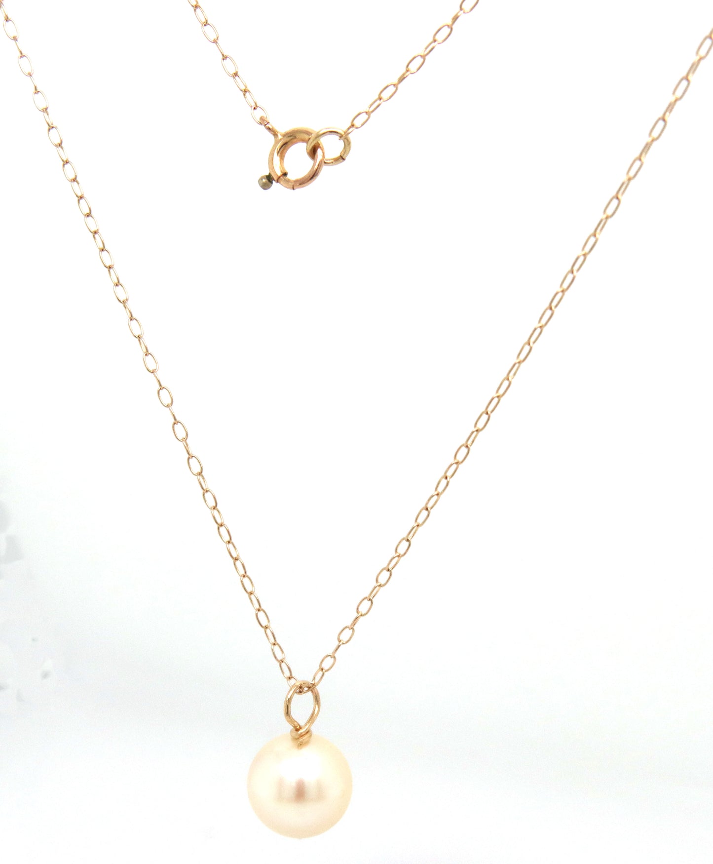 14kt Yellow gold 7.5-8mm pearl pendant on chain