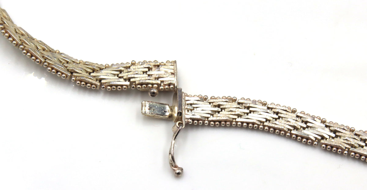 Set of 925 sterling silver textured basketweave chevron V shaped necklace and earrings
