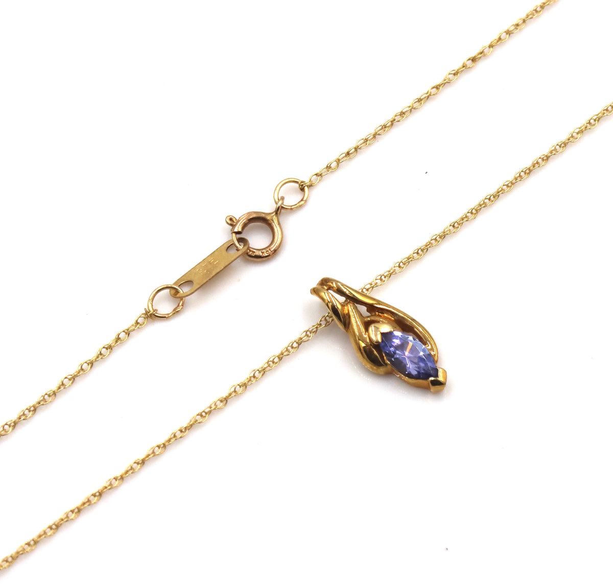 10kt Yellow gold Tanzanite pendant on chain necklace with matching earrings