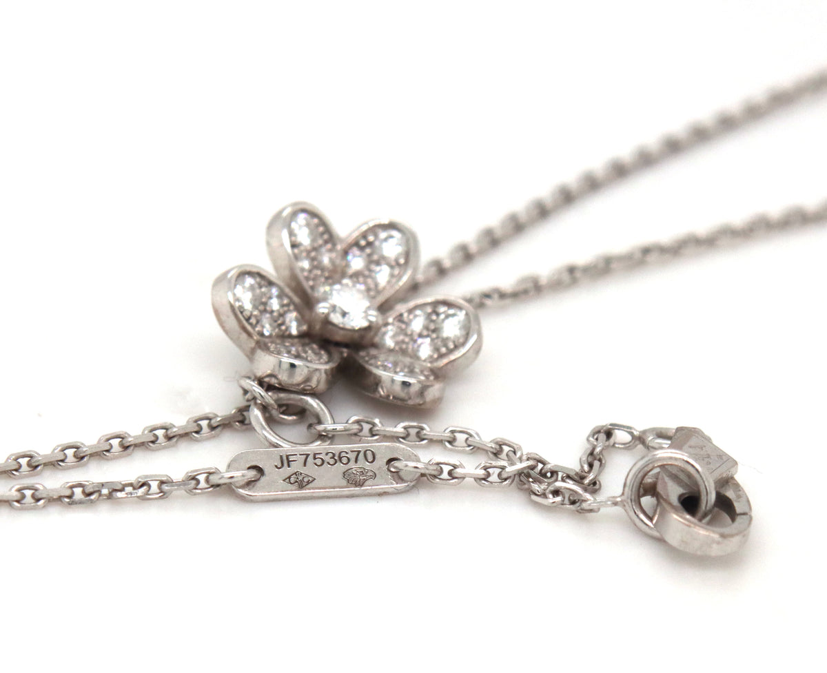 Van Cleef & arpels Frivole mini diamond pendant