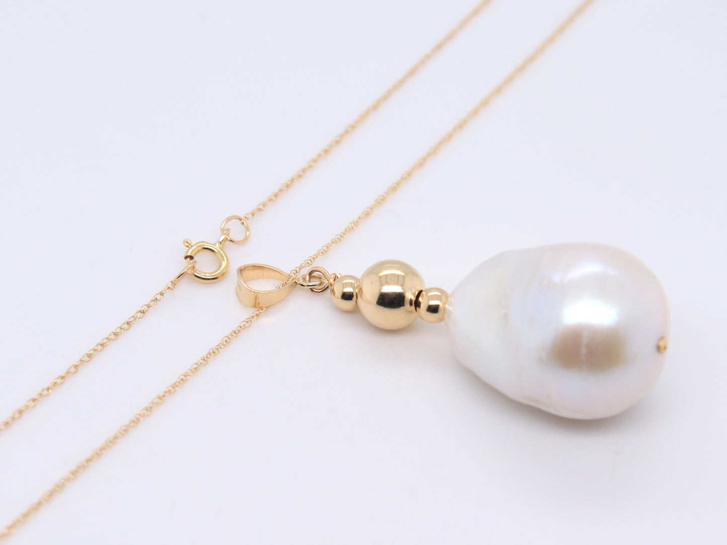 18KT Yellow Gold Baroque Drop pearl Necklace