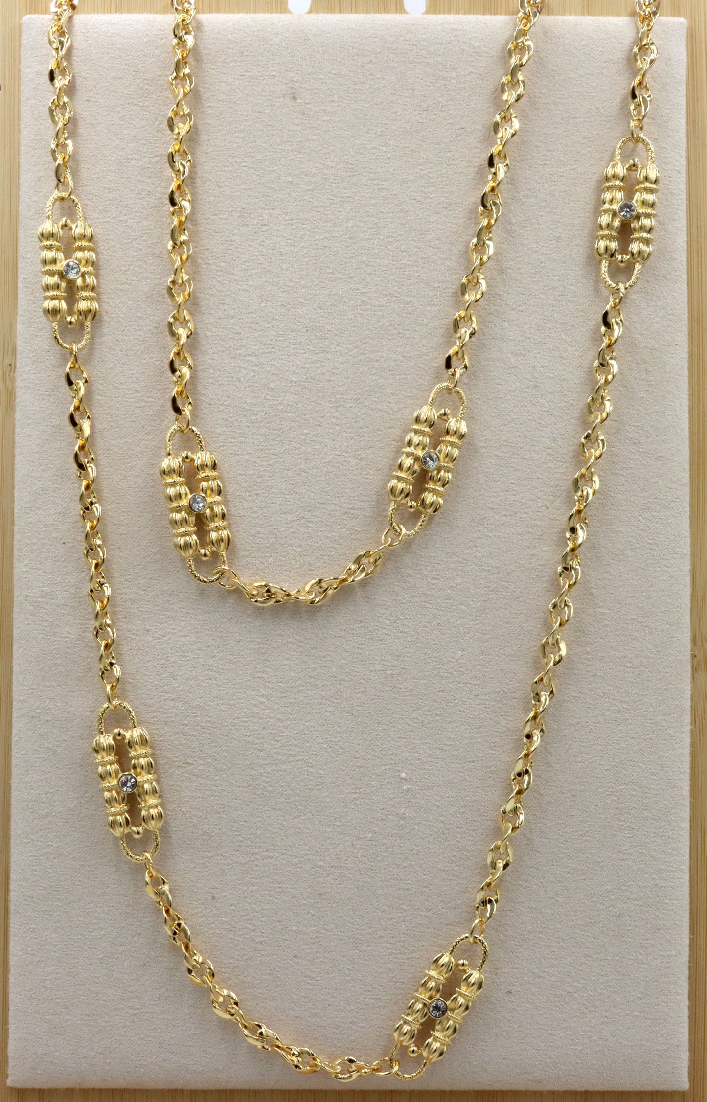 Camrose & Cross Jackie Kennedy State dinner gold tone crystal necklace