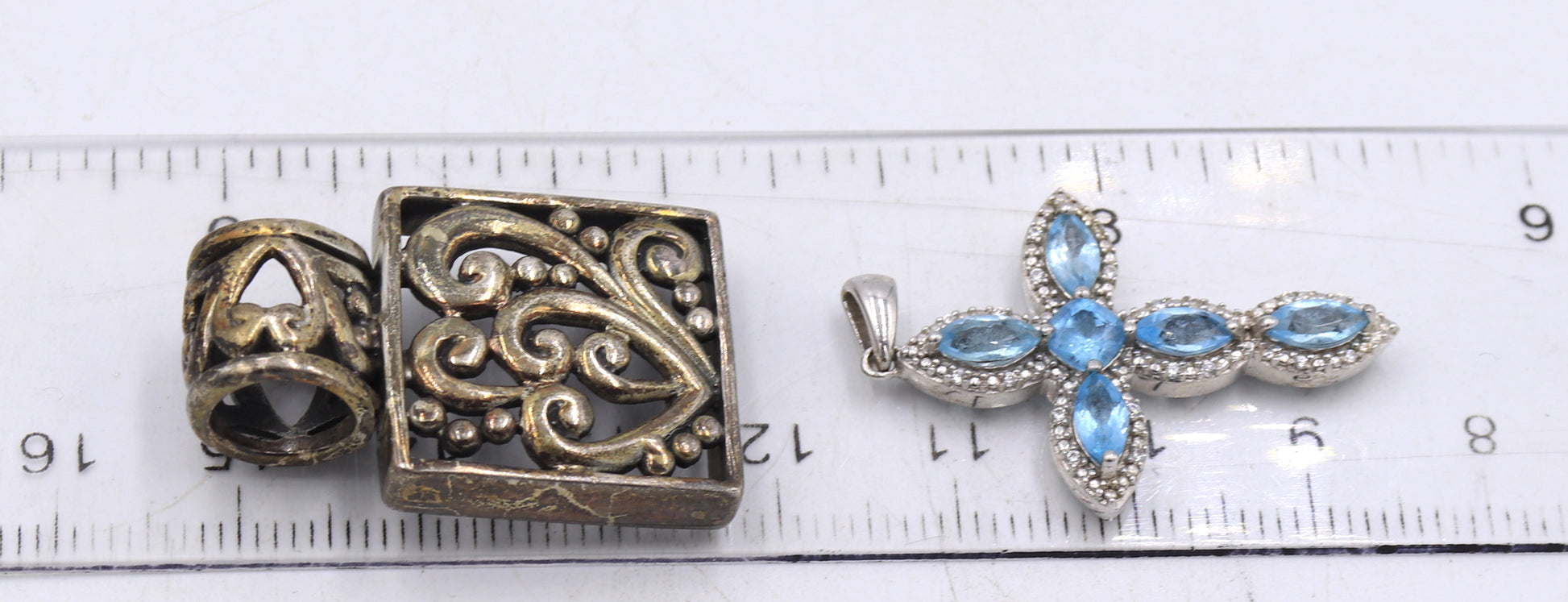 Group lot of vintage 925 sterling silver jewelry
