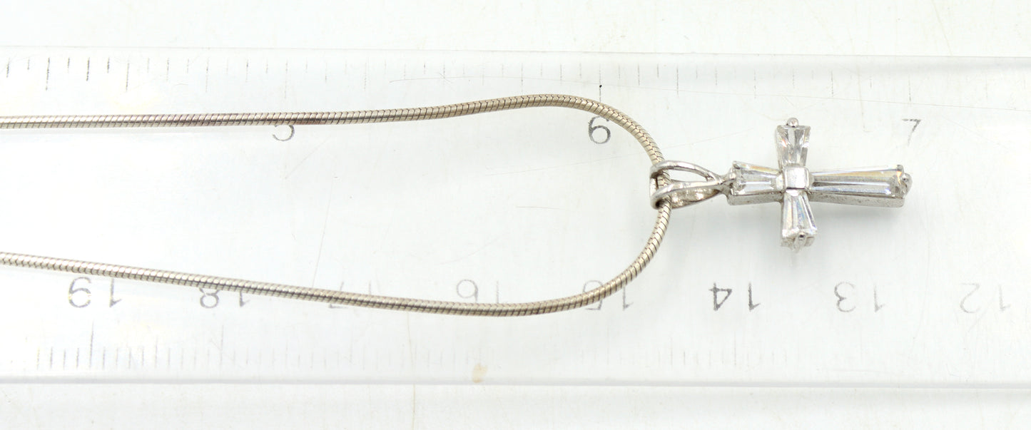 Group lot of 7 Vintage 925 sterling silver necklaces