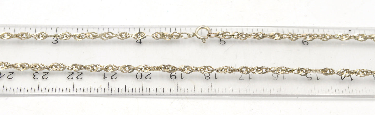 Group of 6 vintage 925 sterling silver necklaces