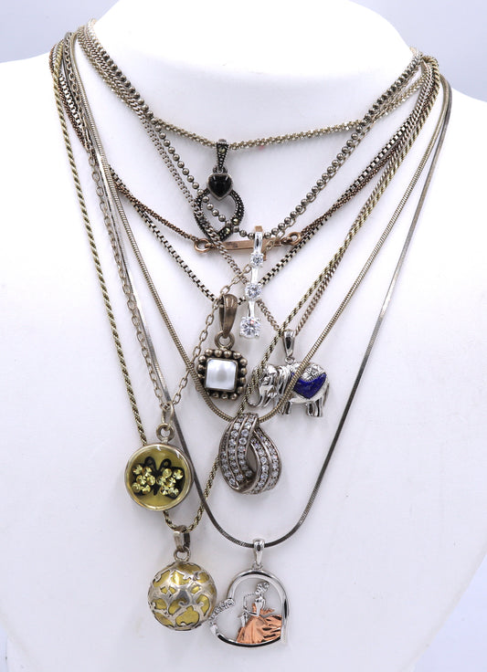 Group lot of Vintage 925 sterling silver necklaces