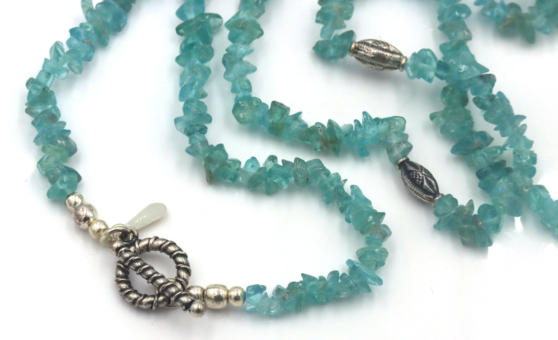 Aquamarine blue green stone bead Ethnic necklace