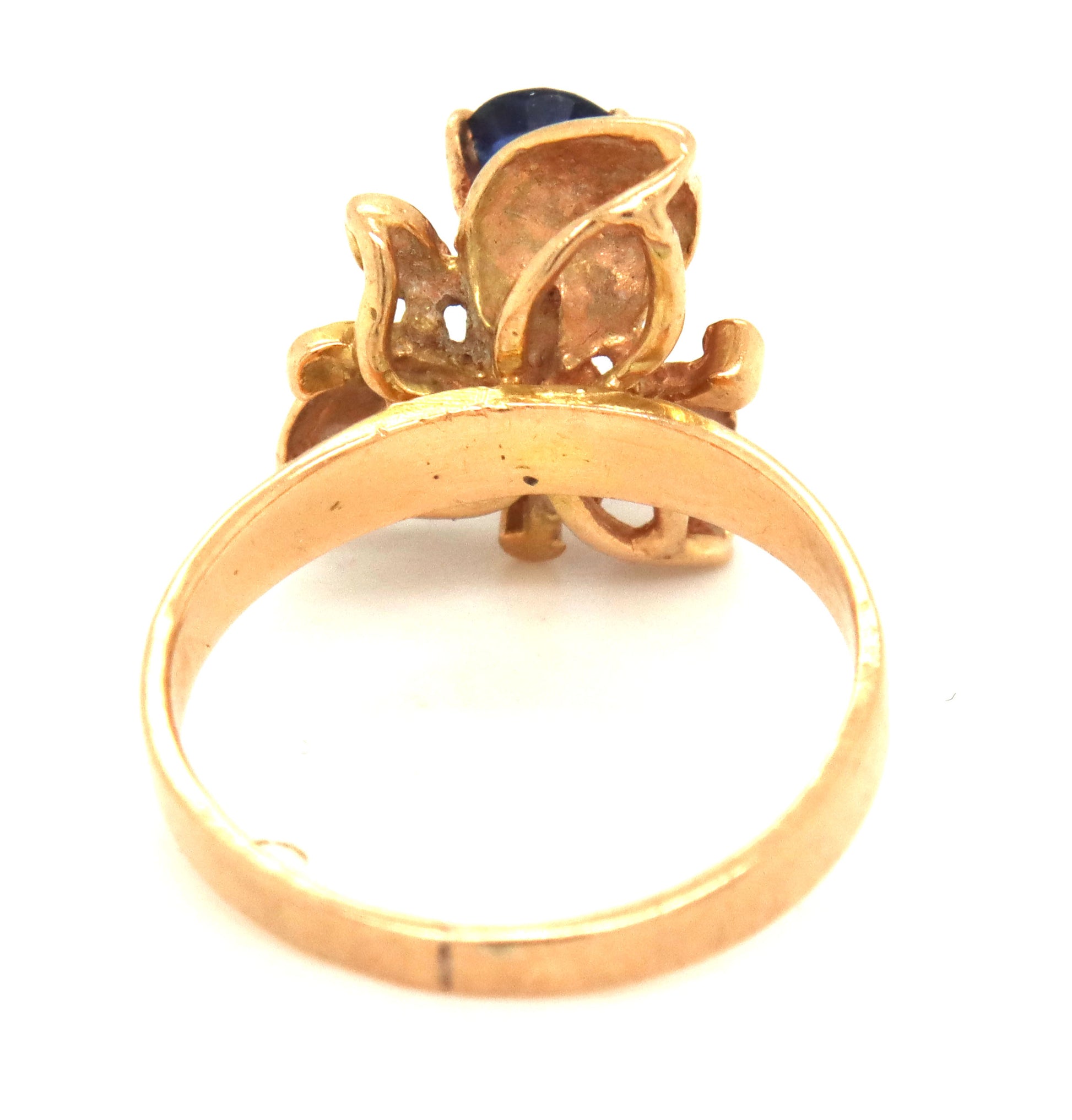 18kt Yellow gold blue sapphire ring