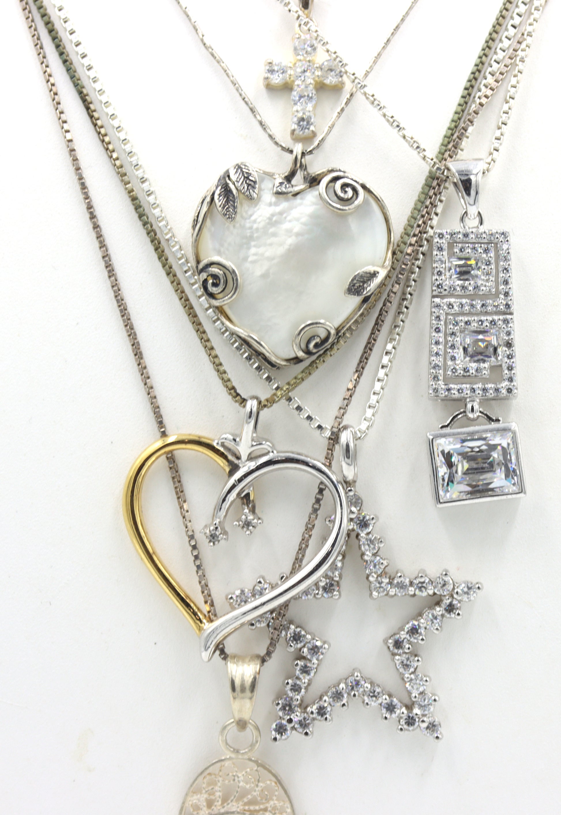 Group lot of 7 Vintage 925 sterling silver necklaces
