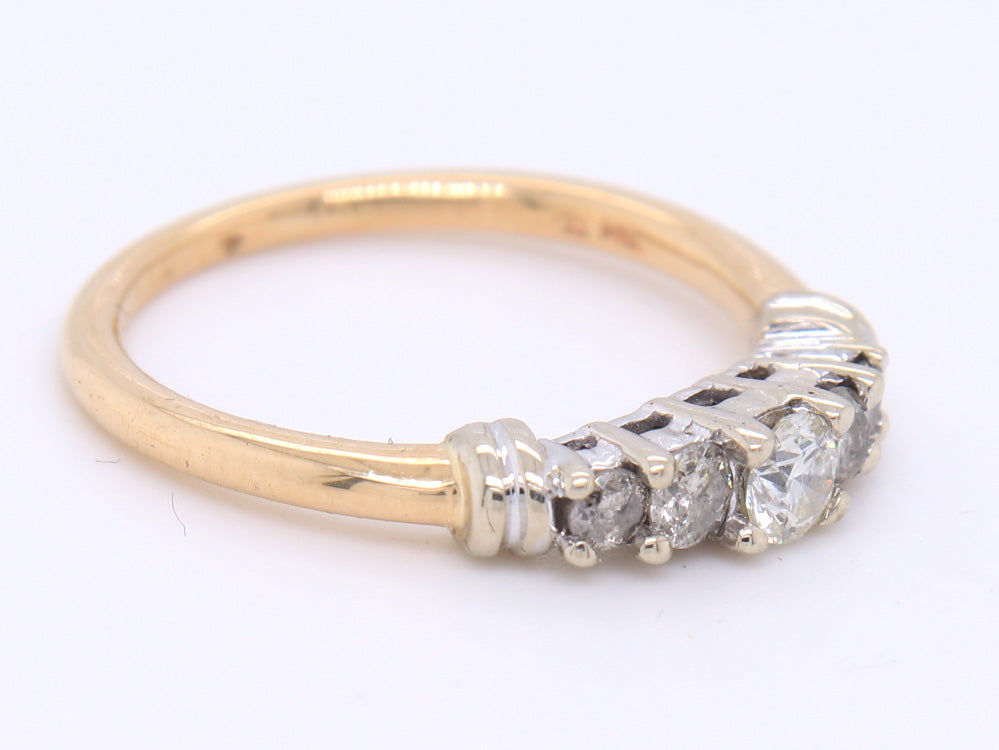 14KT White Gold Diamond Engagement Ring