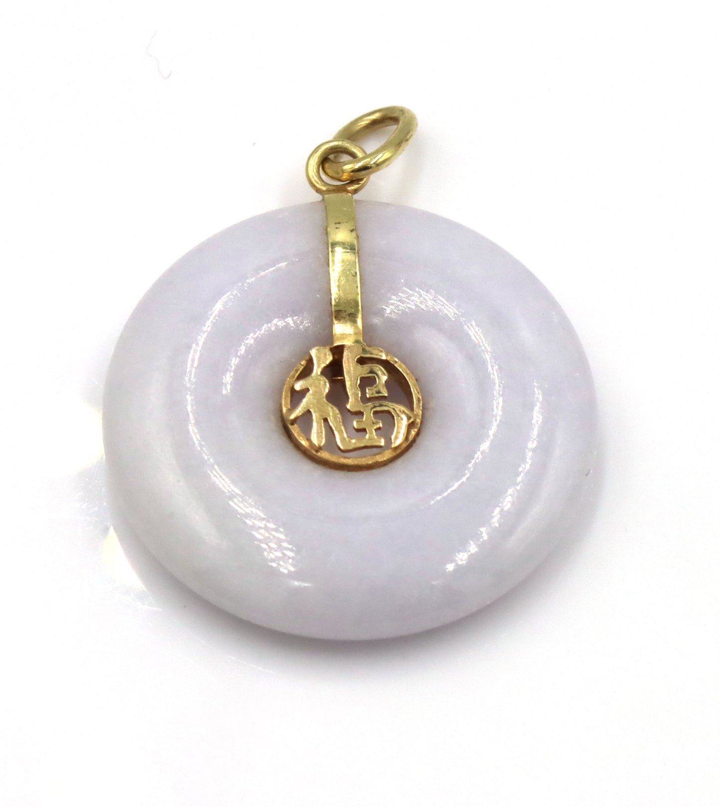 Set of 14kt yellow gold Jade stud earrings and pendant