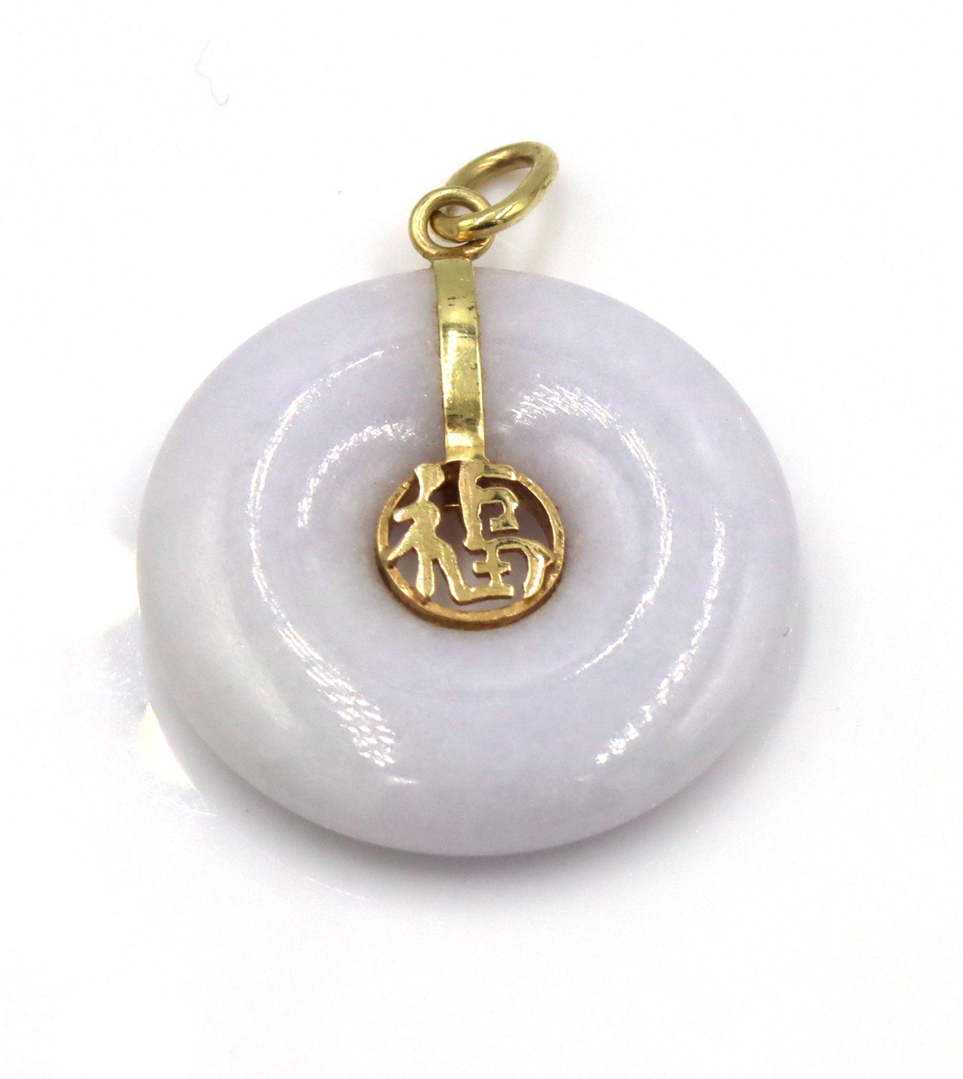 Set of 14kt yellow gold Jade stud earrings and pendant