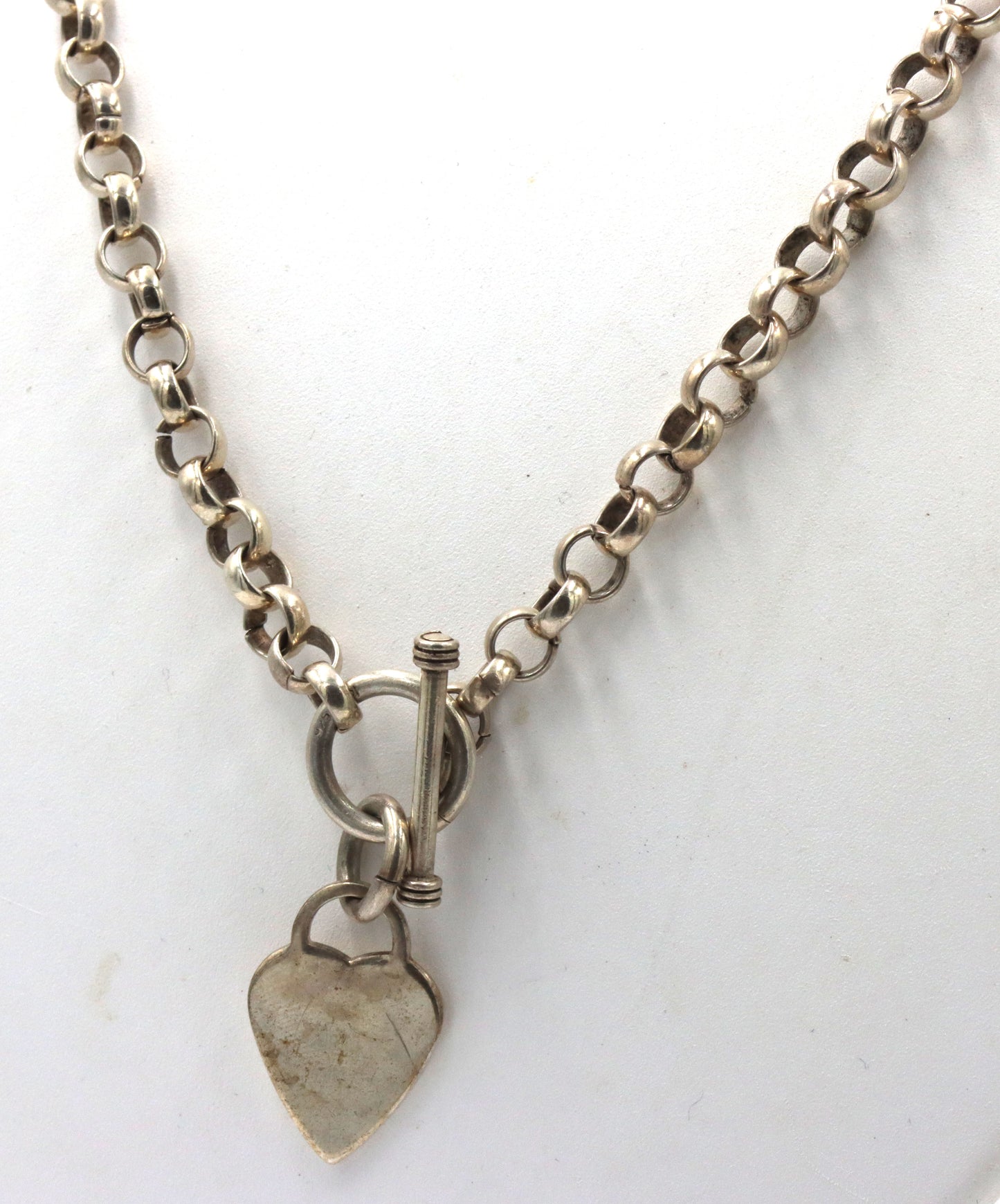 Vintage 925 sterling silver Rolo chain necklace with heart shaped charm pendant