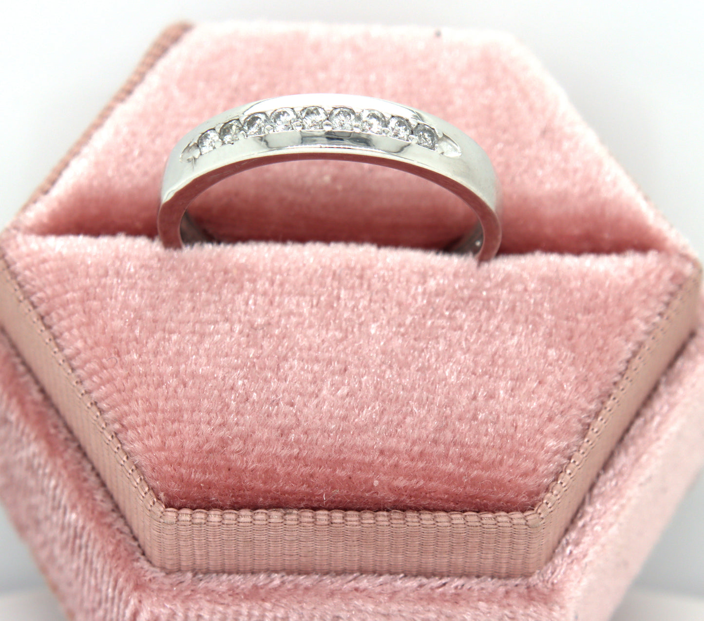 10kt White gold diamond accent band