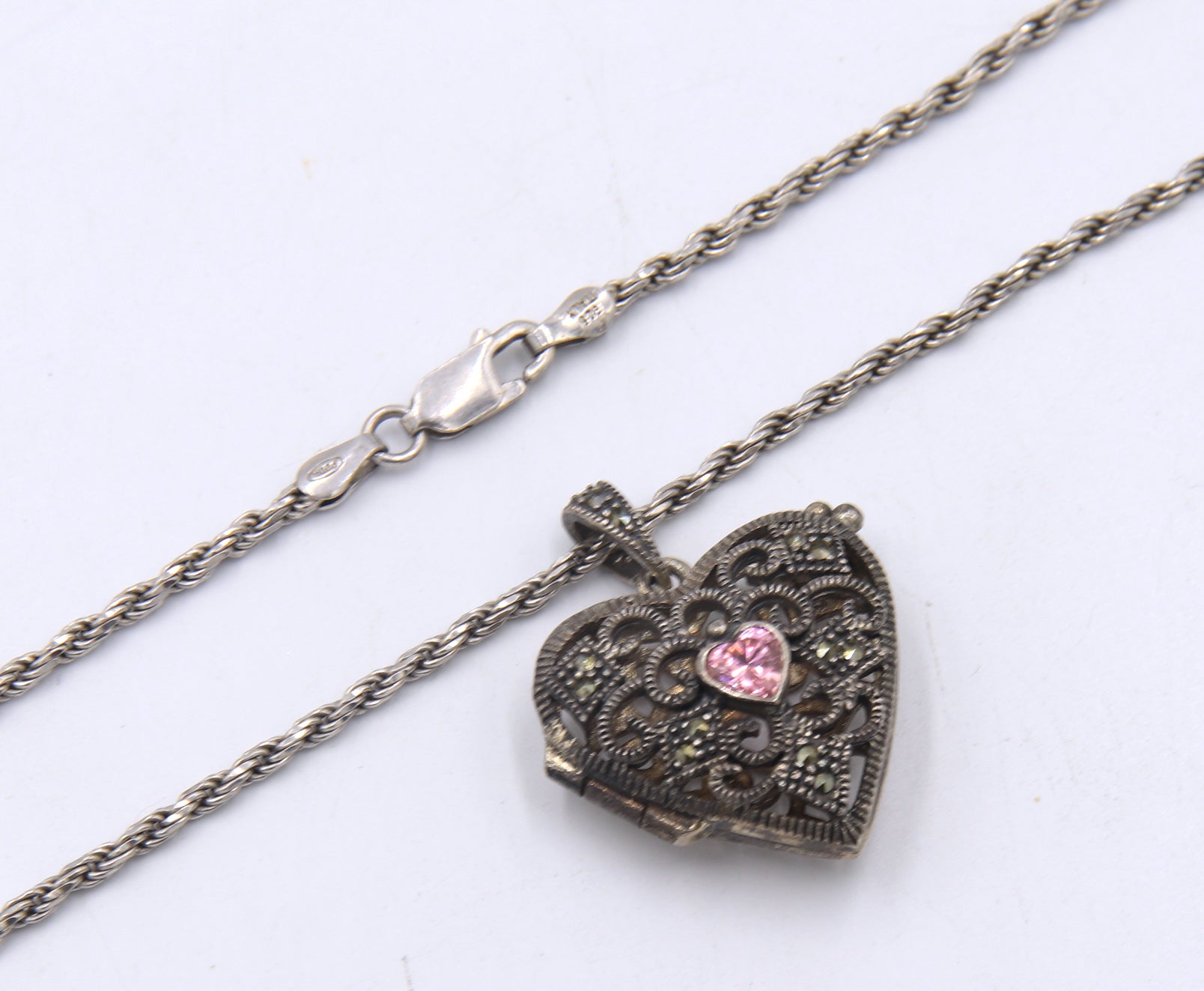 Lot of 2 Vintage 925 Sterling Silver Necklaces