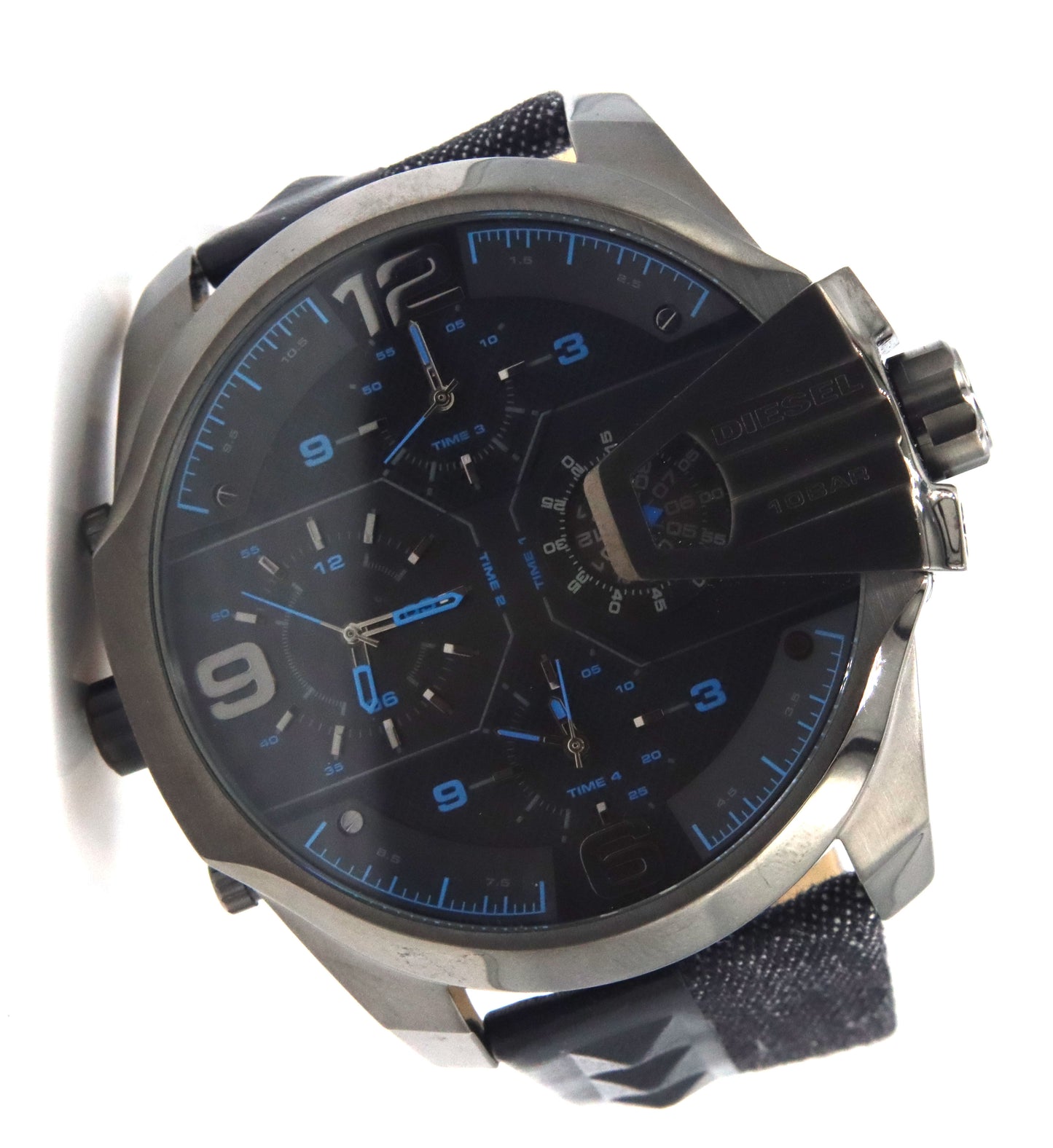 Diesel Uber Chief 44 time zone watch
